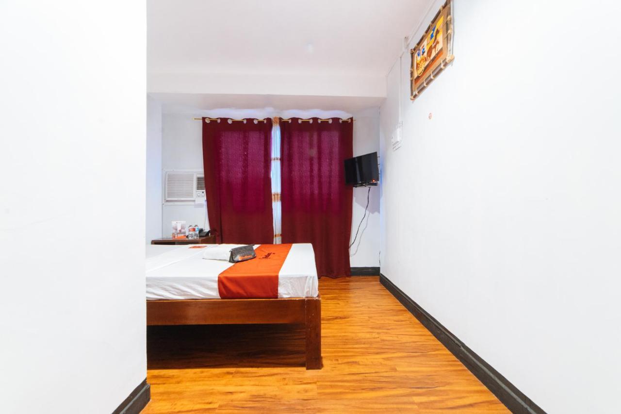 Reddoorz At Nirvana Pension House Bacolod Exterior foto