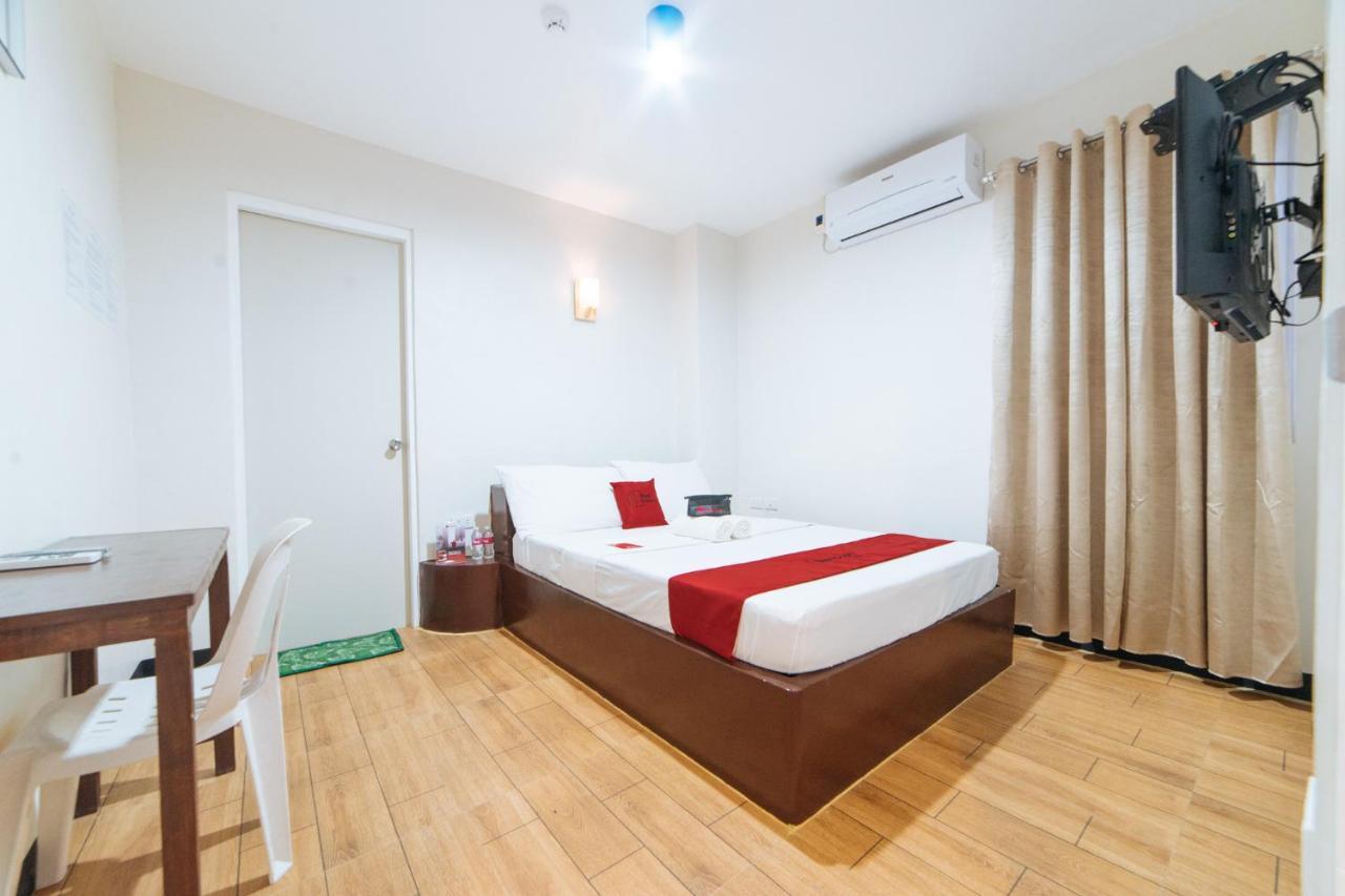 Reddoorz At Nirvana Pension House Bacolod Exterior foto